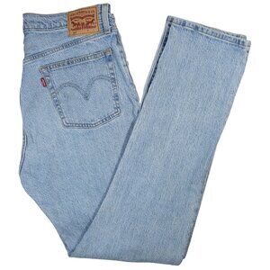 Levi's 501 Jeans, 31 x 32, classic button fly straight leg, light blue wash